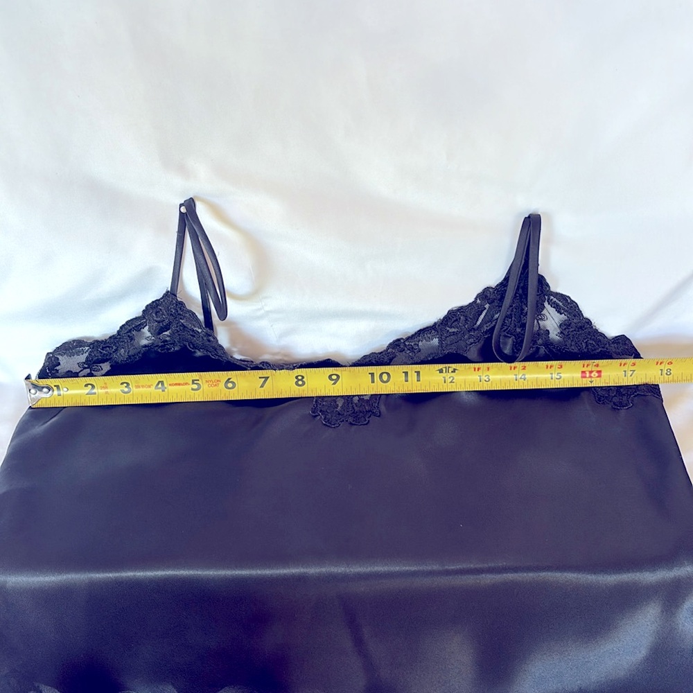 VINTAGE 90’s VICTORIA’S SECRET BEAUTIFUL SEXY CAMI & FLUTTER SHORT SET BLACK M - Picture 11 of 15